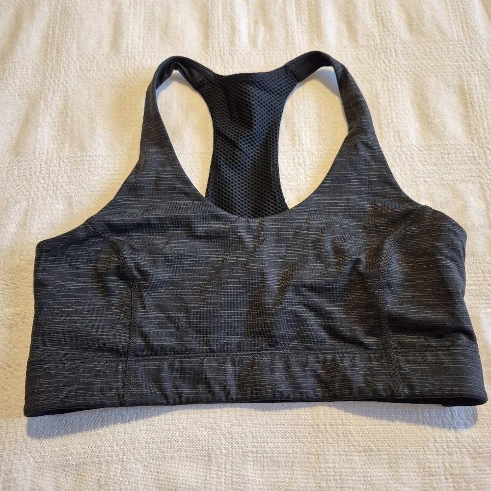 Outdoor Voices women's size medium sports bra, no padding, dark gray EUC